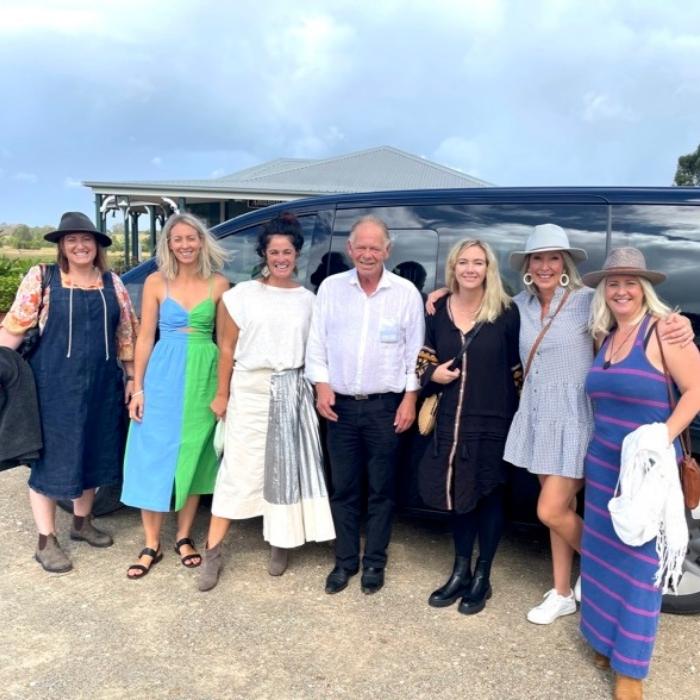 Large group wine tour and vehicle transport in the hunter Valley
